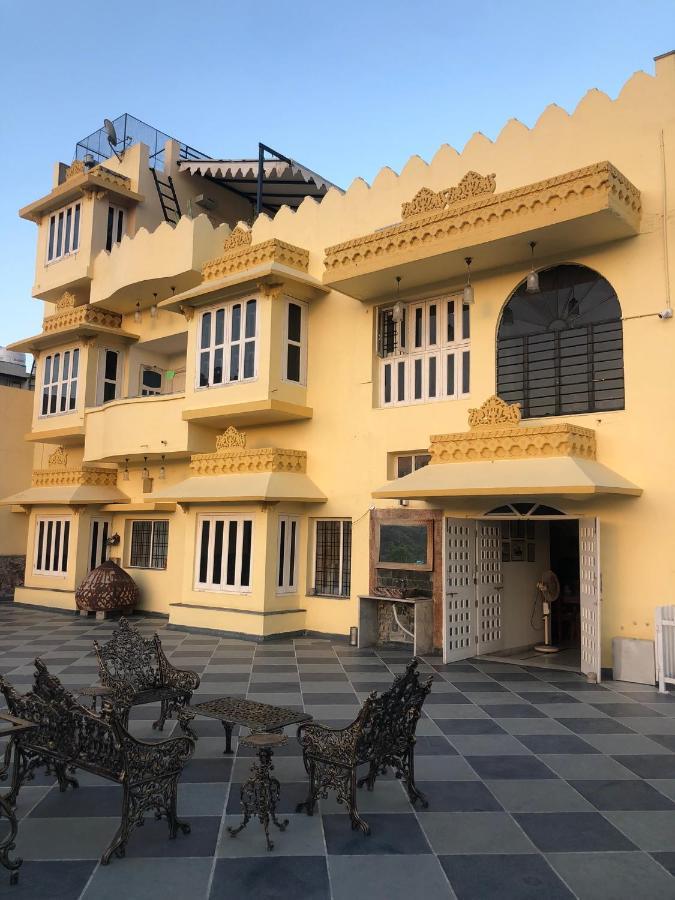 Jai Villa Homestay Удайпур Екстер'єр фото