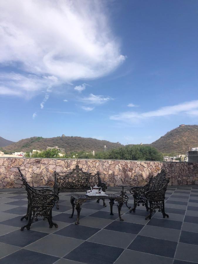 Jai Villa Homestay Удайпур Екстер'єр фото